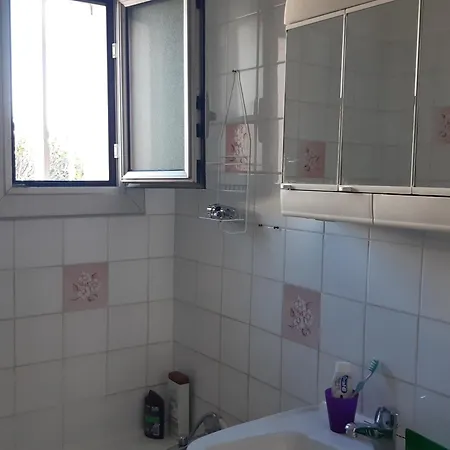 T2 Front De Mer, Rez-de-chaussee, Port Leucate, Parking, 5 Personnes - Fr-1-798-6 *