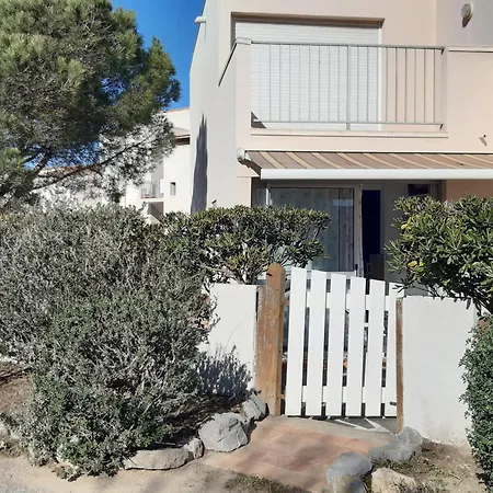 Apartment T2 Front De Mer, Rez-de-chaussee, Port Leucate, Parking, 5 Personnes - Fr-1-798-6 *